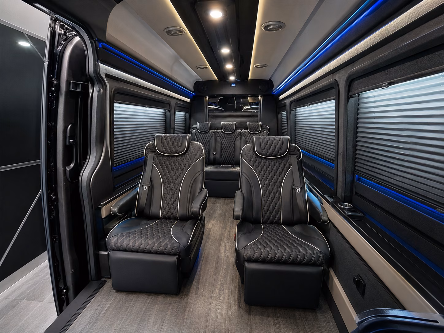 killeen airport shuttle buses for employees